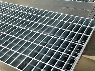 钢结构格栅板厂家对钢格栅板表面处理方式